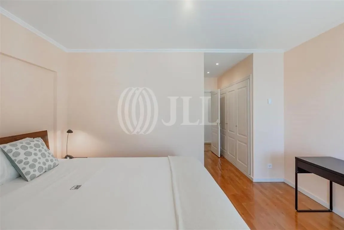 Boutique Apartment - 2 Bedroom - Lisbon City Center
