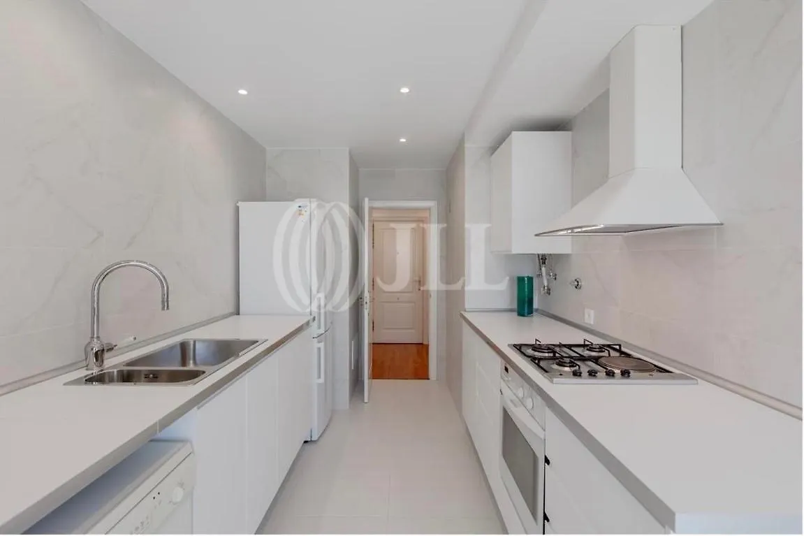 Boutique Apartment - 2 Bedroom - Lisbon City Center 0*,